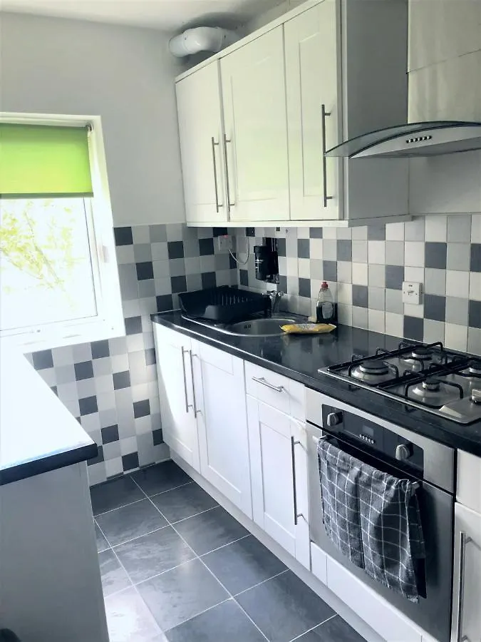 Hatton Grove Yiewsley