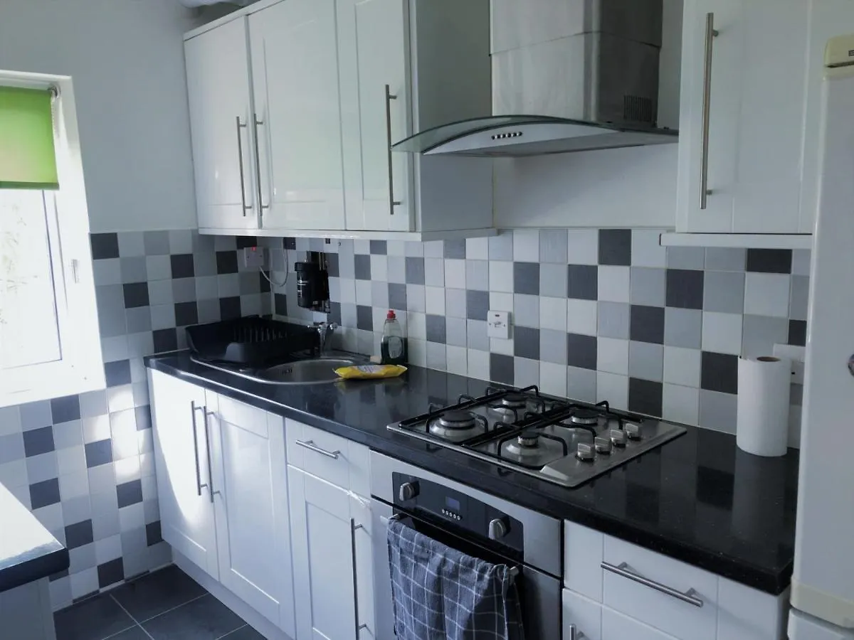Hatton Grove Yiewsley